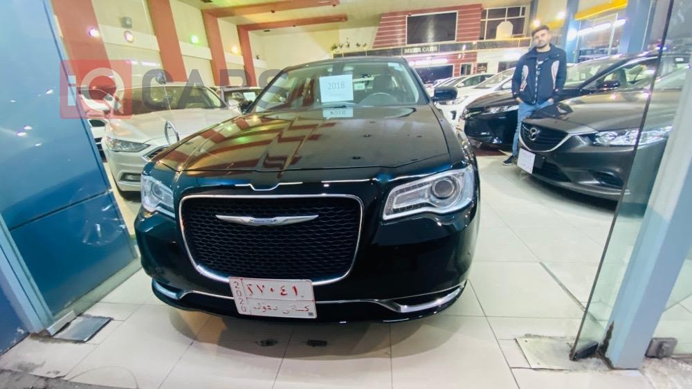 کرایسلەر 300